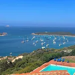 Punta Est - Trilo Oleandro Vista Mozzafiato Appartamento Capo Coda Cavallo