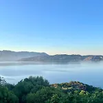 Punta Est - Trilo Oleandro Vista Mozzafiato Lejlighed Capo Coda Cavallo