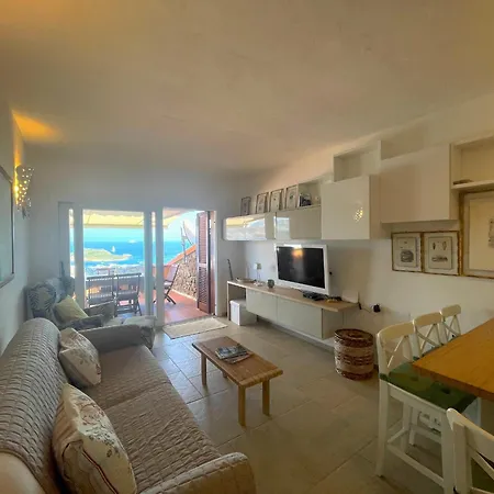 Punta Est - Trilo Oleandro Vista Mozzafiato كابو كودا كافالو